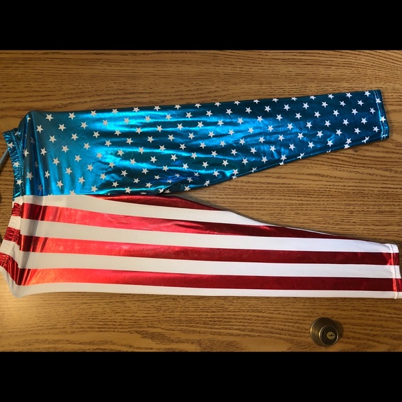 Marvel leggings Size S, M Perfect 4th July Pants - Picture 3 of 7